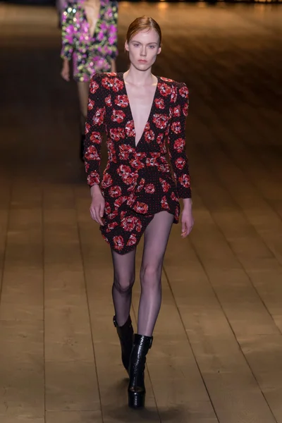 Look 61